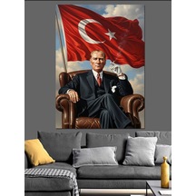 Ahşap Tablo Koltukta Oturan Gururlu Atatürk Portresi