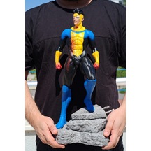 Invincible - Dev Figür 46 Cm - Mark Grayson Figür - Limited Edition