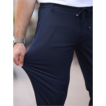 Ultra Hafif İnce Esnek Slim Fit Jogger Lacivert Ultra Hafif İnce Esnek Slim Fit Jogger Lacivert