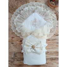 Örgü Tericotton Taç Nakışlı İncili Güpür Çift Fiyonk Papatya Güpür Trilüks Kundak Bebek Battaniyesi Ekru Çok Renkli