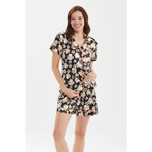 Kadın Saten Yazlık Boydan Düğmeli Şortlu Pijama Takım Flz 86-05 Desenli