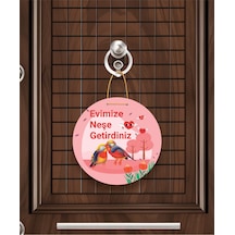 Evimize Neşe Getirdiniz" Yazılı Mdf Kapı Süsü 22.5 Cm Sevimli Aşık Kuşlar Pembe