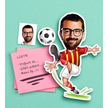 Kişiye Özel Bay Sarı Kırmızı Futbolcu Karikatürlü Ahşap Magnet Çok Renkli