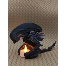 Alien Xenomorph Tasarımlı Dekoratif Led Mum Mumluğu - Bilim Kurgu Hediyelik