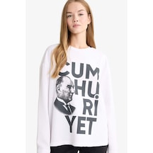 Defacto Coool 29 Ekim Cumhuriyet Bayramı Oversize Geniş Kalıp Bisiklet Yaka Atatürk Baskılı Kalın Uzun Kollu Tişört G6279ax25wnwt32 Beyaz-wt32