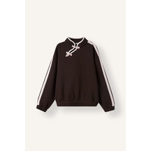 Defacto Fashıon Fıt Dik Yaka Şerit Detaylı Sweatshirt Kız Çocuk I8269a826aubn267 Kahve-bn267