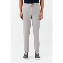 Sabri Özel Erkek Gri Normal Kesim Regular Fit Viskon Örme Yan Cep Lastikli Bel Klasik Paça Jogger Pantolon Sabri Özel Erkek Gri Normal Kesim Regular Fit Viskon Örme Yan Cep Lastikli Bel Klasik Paça Jogger Pantolon