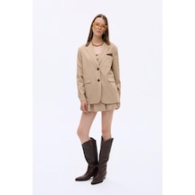 Quzu 00823 Kontrast Yaka Mendil Garnili Oversize Kadın Blazer Ceket Bej Quzu 00823 Kontrast Yaka Mendil Garnili Oversize Kadın Blazer Ceket Bej