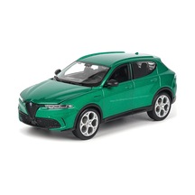 Bburago 1:24 Alfa Romeo Tonale Alaşım Lüks Araç Pres Döküm Model Araç Oyuncak Alfa Romeo Tonale