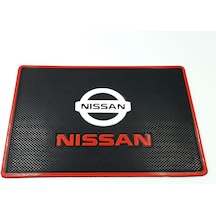 Nissan Araca Özel Torpido Üstü Kaydırmaz Ped