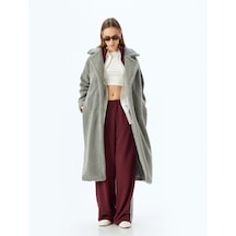 Koton Düğmeli Astarlı Cep Detaylı Uzun Peluş Kaban Gri 5wal00012ıw Gümüş Rengi Gümüş Koton Düğmeli Astarlı Cep Detaylı Uzun Peluş Kaban Gri 5wal00012ıw Gümüş Rengi Gümüş