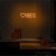 Vibes Yazılı Ve Şekilli Neon Tabela Turuncu