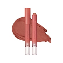 Tek Dokunuşla Pürüzsüzce Uygulanan Hafif Yapılı Kalem Ruj Slip On My Lip M06 Longtime No