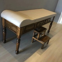 Ahşap Çekmeceli Ve Eskobalı Muayene Masası Tornalı Ayaklı, Ayarlanabilir Ve El Yapımı