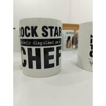 Rock Star Disguised As Chef Kupa - Şef Komik Seramik Bardak Mutfak Hediyesi 325ml Beyaz - Çok Renkli
