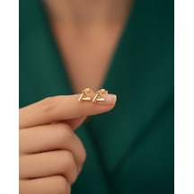 Minimalist Sade Üçgen 14 Ayar Altın Küpe