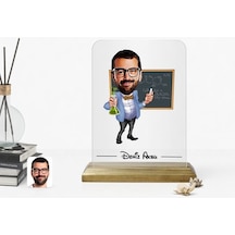 Kişiye Özel Erkek Kimya Öğretmeni Karikatürlü Ahşap Standlı Çerçe (475895804)