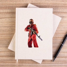 Gta Robber In Red Suit Man Çizgisiz Kanvas Defter Krem