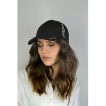 Siyah Renk Metal Aksesuarlı Kadın Piercing Şapka