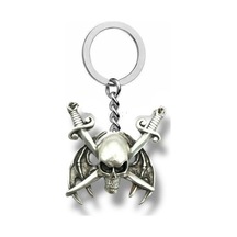 Jack Sparrow Tarzı Kuru Kafa Unisex Metal Anahtarlık Korsan Temalı Gotik Stil Aksesuarı