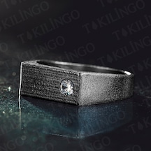 925 Ayar Gümüş Oksitli Pırlanta Montür Beyaz Zirkon Taşlı Erkek Yüzük Gümüş