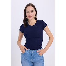 Tudors Kadın Regular Fit Klasik Kesim Bisiklet Yaka Viskon Kumaş Ultra Soft Lacivert Tişört-37795 Lacivert
