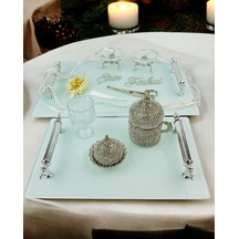 Harmonize Beyaz Söz Tepsisi Ve Damat Kahve Fincanı Kırmızı Kırmızı