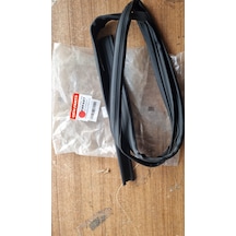 Civic Fc5 16-21 Ön Sol Cam İçine Gelen Lastik 72275teat01