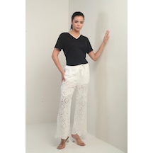 Kadın Beli Lastikli Yarım Astarlı Bol Paça Nakışlı Pantolon Ekru