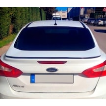 Ford Focus Bagaj Üstü Spoiler Bagaj Çıtası Spoyler Parlak Siyah
