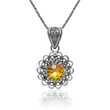 Erdobia Kasım Sitrin Doğum Taşı Çiçek Motifli Telkari Gümüş Kolye