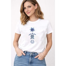Herkesemoda Deniz Temalı Kaplumbağa Baskı Detaylı Kadın Bisiklet Yaka Pamuklu T-shirt Beyaz