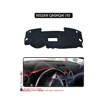 Nissan Qashqaı J10 Torpido Koruma Halısı Siyah Kenar