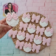 İsimli Fiyonklu Model Butik Kurabiye - 20 Adet