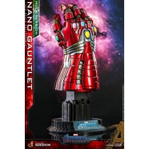 Hot Toys Nano Gauntlet (Hulk Version) Quarter Scale  R e p l i c