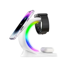 Butu 12/13/14/15 Serisi Masaüstü Hızlı Şarj Standı İçin T17 3'ü 1 Arada Rgb Işık Manyetik Kablosuz Şarj Cihazı Beyaz