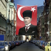 Kalpaklı Gazi Mustafa Kemal Atatürk Portre Poster Bayrak Cephe Tören Kutlama Anma Bayrağı - 4x6metre 1