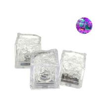 Çok Renkli 3 Adet Led Işık Gece Buz Küpleri Aydınlık Parti Lambası Bar Düğün Fincan Dekorasyon