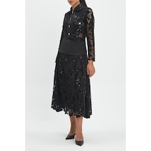 Kadın İkili Takım - Zarif Taşlı Düğme Detayı Özel Gün Ve Davetler İçin Şık Tasarım Siyah Kadın İkili Takım - Zarif Taşlı Düğme Detayı Özel Gün Ve Davetler İçin Şık Tasarım Siyah