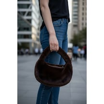 Plush Studıo Istanbul Puff Pouch Mini Kol Çantası, Tavşan Tüyü Peluş Çanta Kahverengi Kahverengi
