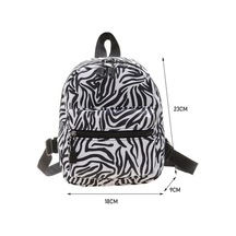 Zyzqstore Mini Kadın Sırt Çantaları 2024 Naylon Çantası Hayvan Baskı Çok Renkli Çok Renkli