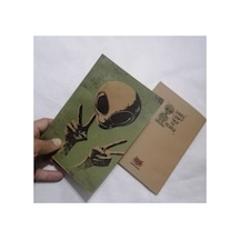 Owl Bag Özel Tasarım Vıntage Görünümlü Zafer İsareti Yapan Uzaylı Desenli Defter Çok Renklı