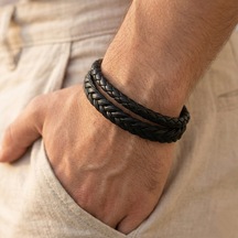 Siyah