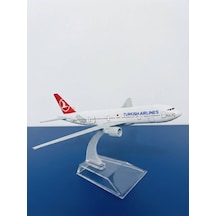 Boeing 777-300 Metal Model Uçak - 1/250 Ölçek