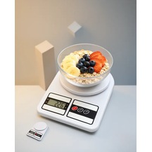 Astraltech Dijital Mutfak Terazisi 5,1 X 2 Cm Lcd Ekran Çok Renkli