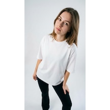 Kadın Oversize Düz Beyaz Renk Bisiklet Yaka Basic Tişört BEYAZ