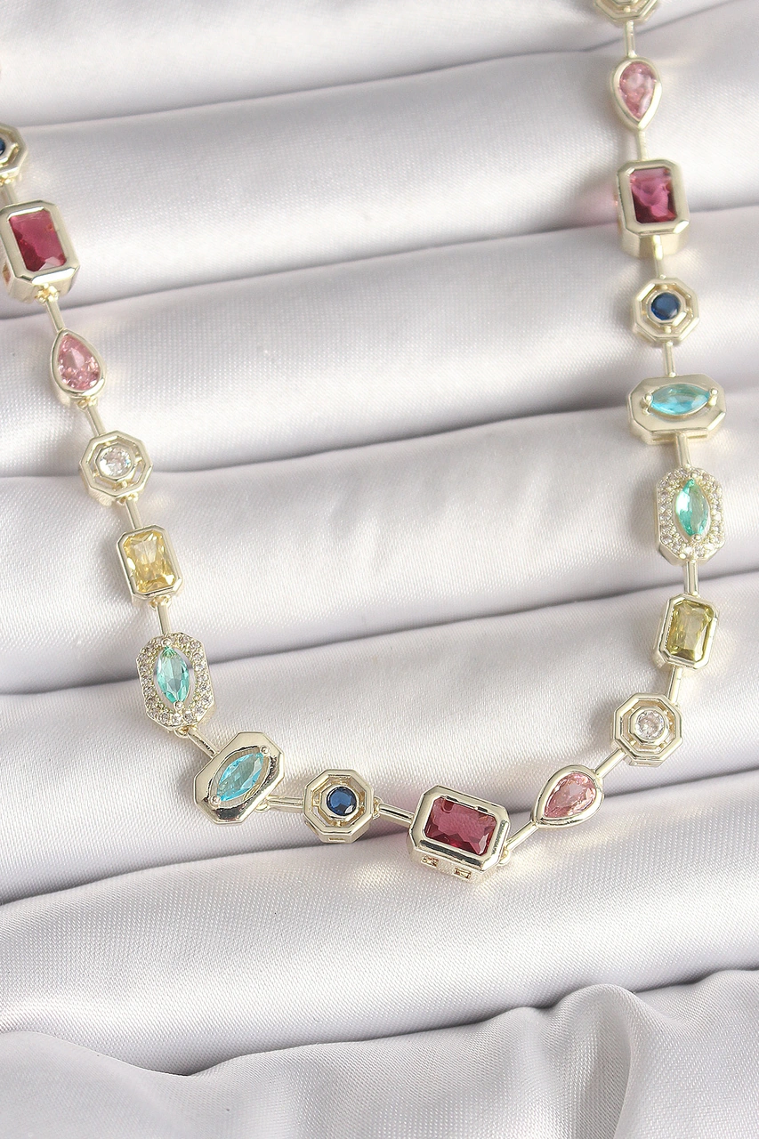 Nova Bazaar Pirinç Gold Renk Zirkon Taşlı Vıp Seri Kadın Kolye altın