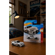 Hot Wheels '20 Toyota Gr Supra Oyuncak Araba Çok Renkli