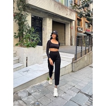 Siyah