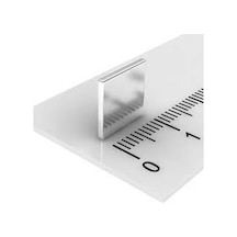 10 X 10 X 1 Mm Köşeli Neodyum Mıknatıs - 10 Adet 10 X 10 X 1 Mm Köşeli Neodyum Mıknatıs - 10 Adet